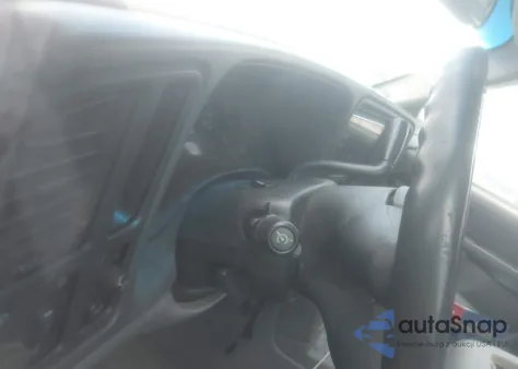 2003 Chevrolet Tahoe Lt z USA, uszkodzony, nr VIN 1GNEC13Z53J260011